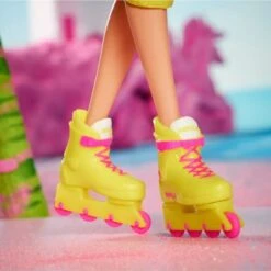 Mattel Barbie The Movie - Margot Robbie Als Barbie: Inlineskating-Sammelpuppe 13 Mattel Barbie The Movie - Margot Robbie Als Barbie: Inlineskating-Sammelpuppe -Spielzeug Rabatte Mattel Barbie The Movie Margot Robbie als Barbie Inlineskating Sammelpuppe@@1919786 5