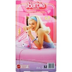 Mattel Barbie The Movie - Margot Robbie Als Barbie: Puppe Mit Blau-kariertem Outfit -Spielzeug Rabatte Mattel Barbie The Movie Margot Robbie als Barbie Puppe mit blau kariertem Outfit@@1918876 3