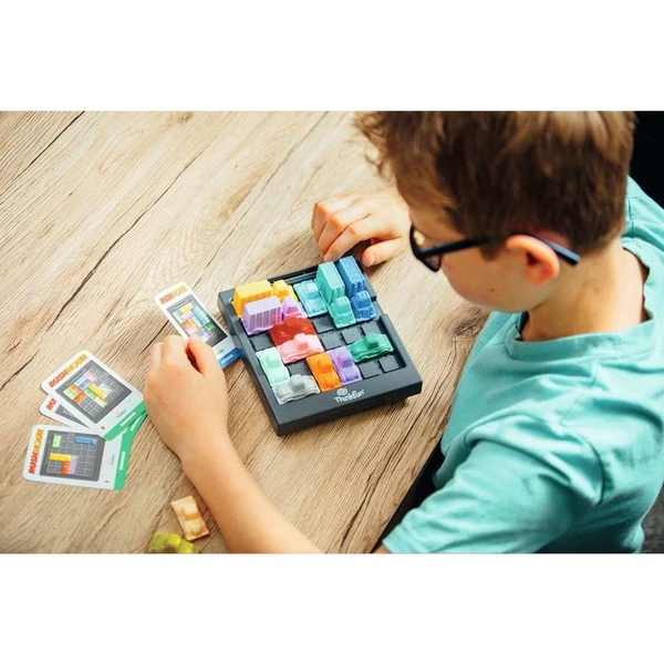 THINK FUN Rush Hour 2021, Brettspiel 6 THINK FUN Rush Hour 2021, Brettspiel – Bild 4